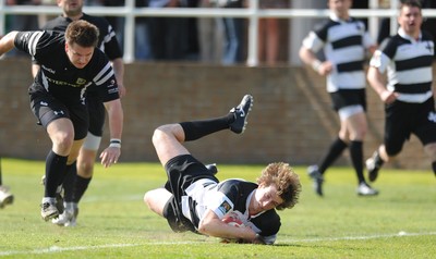 17.04.10 - Neath v Bedwas - Principality Premiership - Neath's Alec Jenkins scores try. 