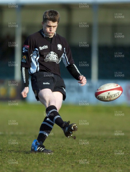 250206 - Neath RFC v Ebbw Vale RFC - Principality Permiership - The Gnoll - Neath's Arwel Thomas kicks at goal 