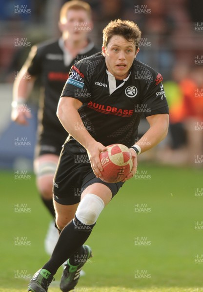 12.05.11 - Neath v Llanelli - Principality Premiership Play-Off - Dai Langdon of Neath. 