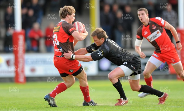 12.05.11 - Neath v Llanelli - Principality Premiership Play-Off - Nick Reynolds of Llanelli. 