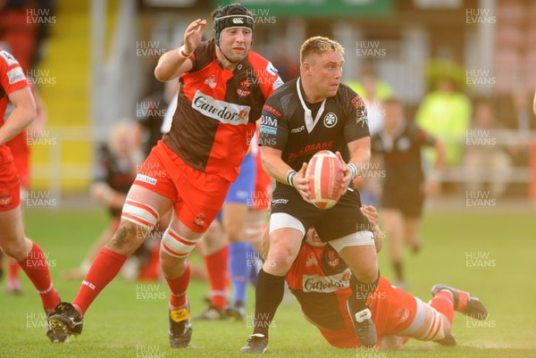 12.05.11 - Neath v Llanelli - Principality Premiership Play-Off - Gerwyn Price of Neath. 