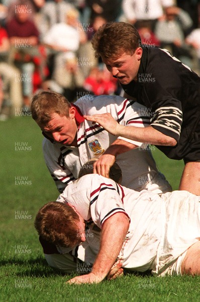 290397 - Neath v Swansea - Rhodri Jones gets caught between Stuart Davies and Pat Horgan