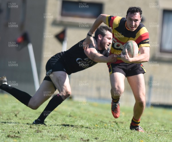 050518 - WRU National Leagues Division 1 East - Nelson v Brynmawr - Zach Stuart of Brynmawr running out from defence