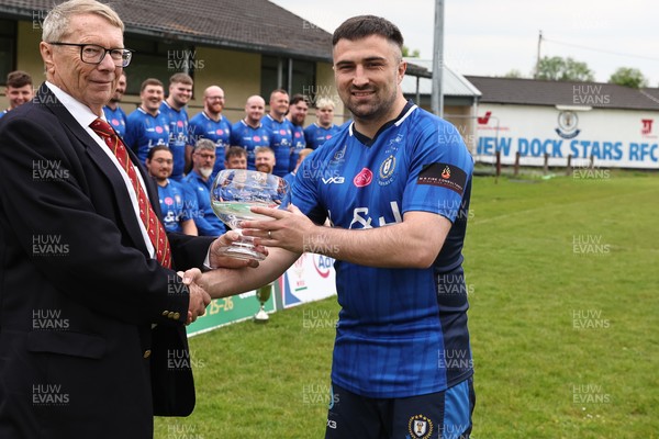 090526 - New Dock Stars - Admiral National League 3 West Trophy Presentation - Chris Jones of the WRU presents the trophy to Captain Jordan Williams 