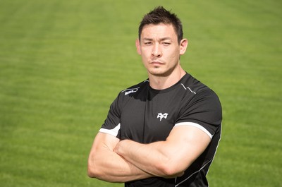 090715 - New Ospreys signing Gareth Delve