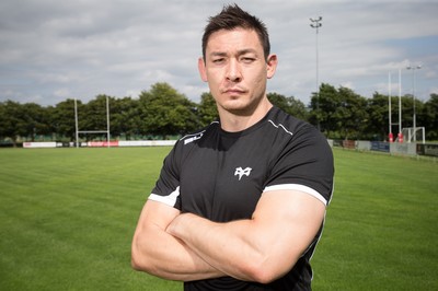 090715 - New Ospreys signing Gareth Delve