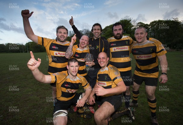 060514 - New Panteg RFC v St Albans, SWALEC Leagues, Division 5 South East - St Albans' players celebrate after winning the SWALEC Leagues Division 5 South East 