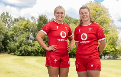 070725  Wales Women Rugby Squad - New Wales Senior Women co-captains Alex Callender, left and Kate Williams