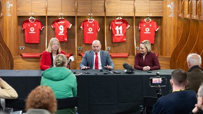 200125  New Wales Women’s Rugby Head Coach Announcement, Principality Stadium - Sean Lynn who has been appointed Head Coach of the Wales Women’s Rugby Team during press conference alongside Abi Tierney Chief Executive of the WRU, left, and Belinda Moore, Head of Women’s rugby for the WRU