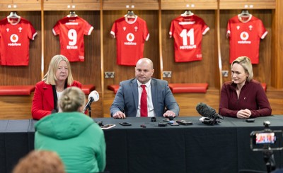 200125  New Wales Women’s Rugby Head Coach Announcement, Principality Stadium - Sean Lynn who has been appointed Head Coach of the Wales Women’s Rugby Team during press conference alongside Abi Tierney Chief Executive of the WRU, left, and Belinda Moore, Head of Women’s rugby for the WRU