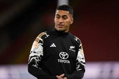 211125 - New Zealand Rugby Captains Run - Rieko Ioane during training ahead of the game against Wales tomorrow
