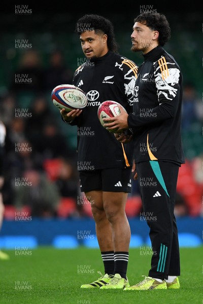 211125 - New Zealand Rugby Captains Run - Leicester Fainga'anuku during training ahead of the game against Wales tomorrow