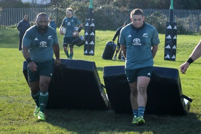 181125 - New Zealand Rugby Training - George Bower and Ethan de Groot during training ahead of their upcoming match against Wales