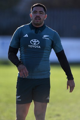 181125 - New Zealand Rugby Training - Tupou Vaai during training ahead of their upcoming match against Wales