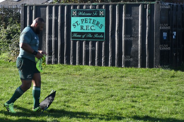 181125 - New Zealand Rugby Training - A general view of training at St Peter’s Rugby Club ahead of their upcoming match against Wales