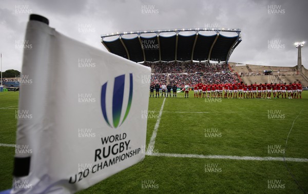 030618 - New Zealand U20 v Wales U20, World Rugby U20 Championship 2018, Pool A - The Wales U20 team line up for the anthems