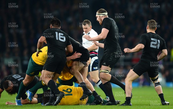 311015 - New Zealand v Australia - Rugby World Cup Final 2015 -Referee Nigel Owens