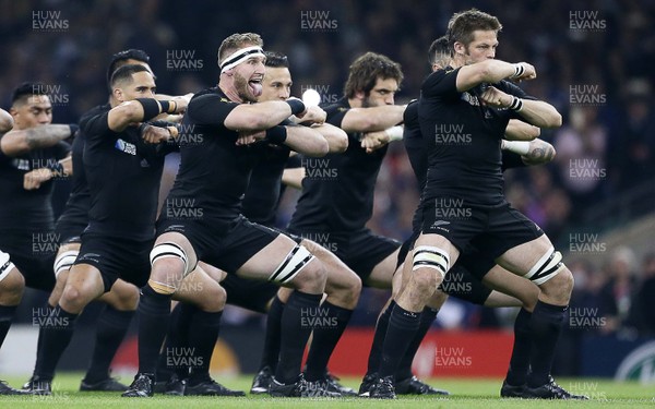 021015 - New Zealand v Georgia - Rugby World Cup - New Zealand perform the Haka