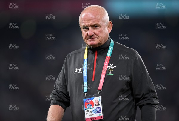 011119 - New Zealand v Wales - Rugby World Cup Bronze Final - Wales Team Manager Alan Phillips