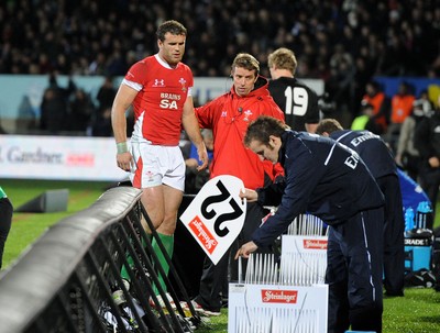 19.06.10 - New Zealand v Wales - 2010 Steinlager Series - Jamie Roberts of Wales walks to the bench after being replaced. 