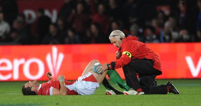 19.06.10 - New Zealand v Wales - 2010 Steinlager Series - Jamie Roberts of Wales is treated by doctor Prof John Williams.. 