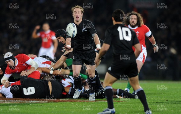19.06.10 - New Zealand v Wales - 2010 Steinlager Series - Jimmy Cowan of New Zealand. 