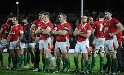 26.06.10 - New Zealand v Wales - 2010 Steinlager Series - Wales players look dejected. 