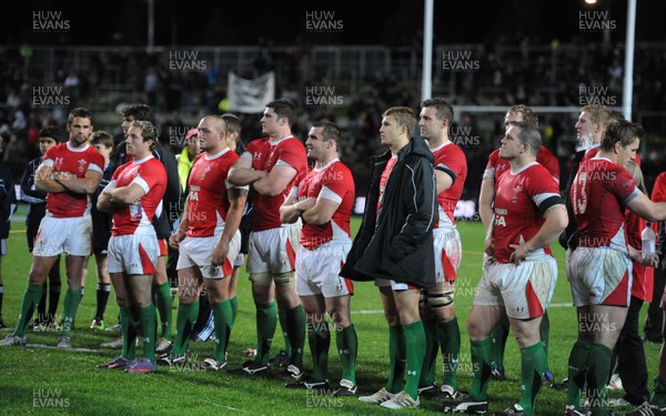 26.06.10 - New Zealand v Wales - 2010 Steinlager Series - Wales players look dejected. 