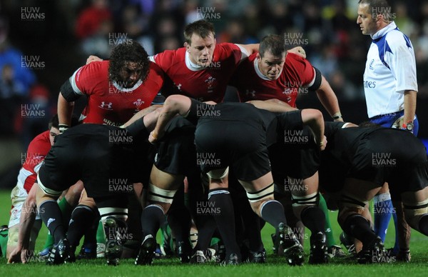 26.06.10 - New Zealand v Wales - 2010 Steinlager Series - Adam Jones, Matthew Rees and Paul James of Wales. 