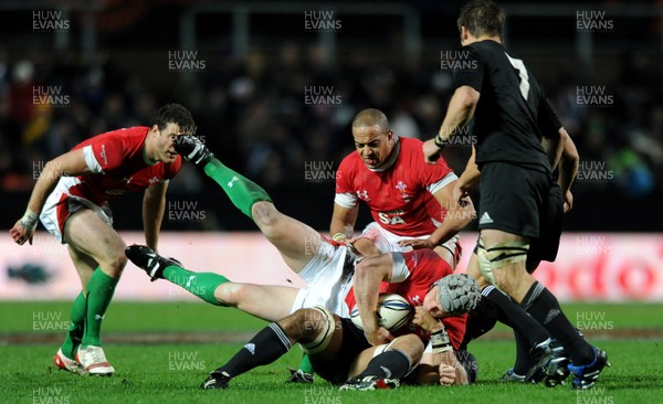 26.06.10 - New Zealand v Wales - 2010 Steinlager Series - Jonathan Davies of Wales. 