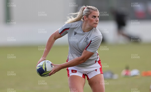 291022 - New Zealand v Wales, Women’s World Cup Quarter-Final - Carys Williams-Morris of Wales during warm up