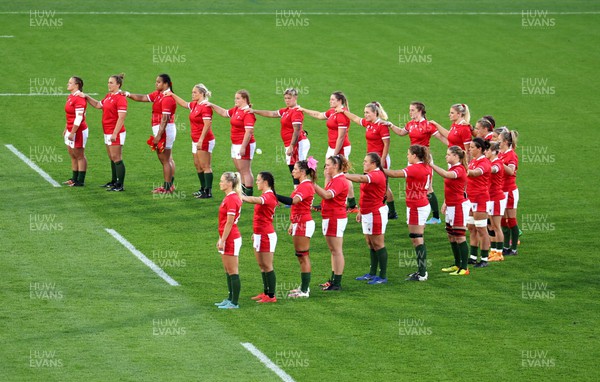 291022 - New Zealand v Wales, Women’s World Cup Quarter-Final -  Wales players while the Black Ferns perform the Haka
