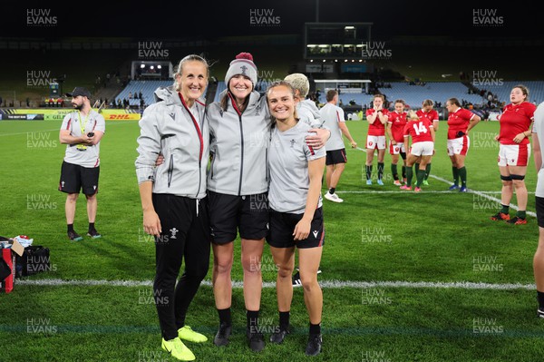 291022 - New Zealand v Wales, Women’s World Cup Quarter-Final - The medical team of Jo Perkins, Gwennan Williams and Cara Jones