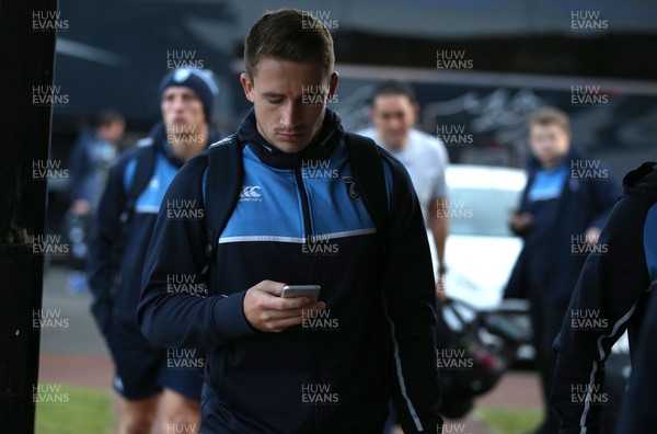 111117 - Newcastle Falcons v Cardiff Blues - Anglo-Welsh Cup - The Cardiff Blues players arrive at the stadium