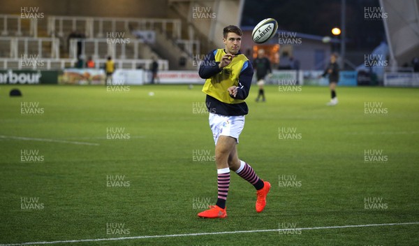 111117 - Newcastle Falcons v Cardiff Blues - Anglo-Welsh Cup - The Cardiff Blues players warm up