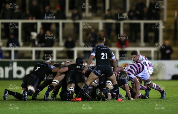 111117 - Newcastle Falcons v Cardiff Blues - Anglo-Welsh Cup - A Cardiff Blues scrum