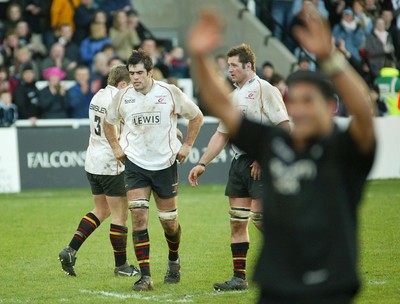 160105 - Newcastle Falcons v Newport Gwent Dragons - Heineken Cup Rugby - Dragons Rhys Thomas, Peter Sidoli and Ian Gough show disappointment at the final result