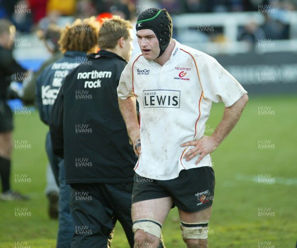 160105 - Newcastle Falcons v Newport Gwent Dragons - Heineken Cup Rugby - Dragons Michael Owen leaves the field