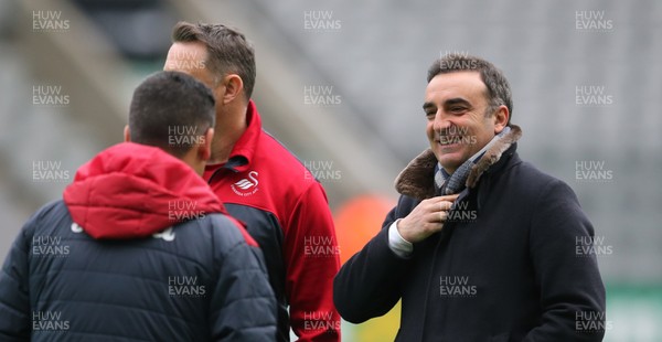 130118 - Newcastle United v Swansea City - Premier League -  Swansea City manager Carlos Carvalhal (r) prior to kick off