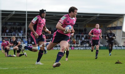 11.04.10 - Newcastle Falcons v Cardiff Blues - Amlin Challenge Cup Quarter Final - Jamie Roberts of Cardiff Blues scores try. 