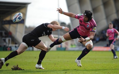 11.04.10 - Newcastle Falcons v Cardiff Blues - Amlin Challenge Cup Quarter Final - Maama Molitika of Cardiff Blues is tackled by Charlie Amesbury of Newcastle Falcons. 