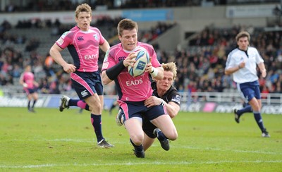 11.04.10 - Newcastle Falcons v Cardiff Blues - Amlin Challenge Cup Quarter Final - Ceri Sweeney of Cardiff Blues scores try. 