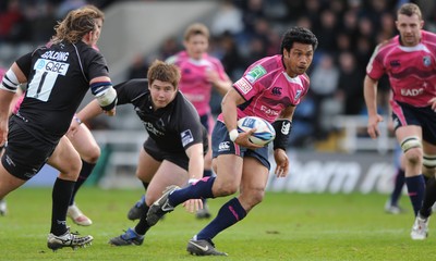 11.04.10 - Newcastle Falcons v Cardiff Blues - Amlin Challenge Cup Quarter Final - Casey Laulala of Cardiff Blues gets free. 