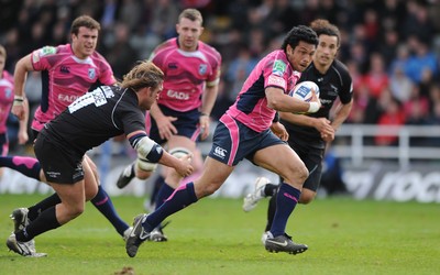 11.04.10 - Newcastle Falcons v Cardiff Blues - Amlin Challenge Cup Quarter Final - Casey Laulala of Cardiff Blues gets free. 