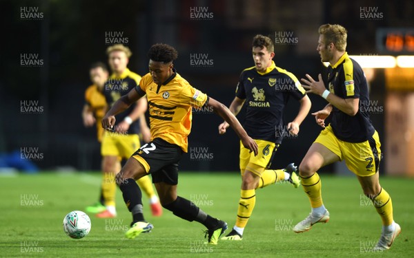 280818 - Newport County v Oxford United - Carabao Cup - Antoine Semenyo of Newport County gets into space