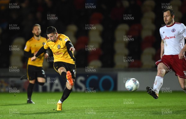 240418 - Newport County v Accrington Stanley - SkyBet League 2 - Padraig Amond of Newport County tries a shot at goal