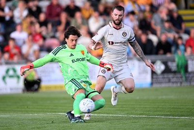 Newport County v AS Roma 040826