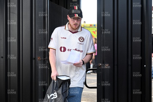040826 - Newport County v AS Roma - Pre-Season Friendly - Fans arrive through the turnstiles