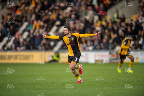 291125 - Newport County v Barrow - Sky Bet League 2 - Anthony Glennon of Newport County celebrates scoring goal