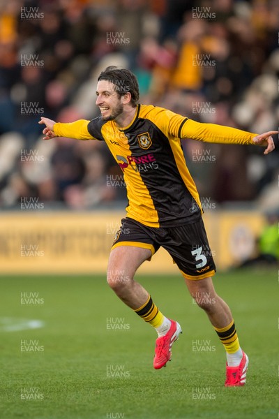 291125 - Newport County v Barrow - Sky Bet League 2 - Anthony Glennon of Newport County celebrates scoring goal